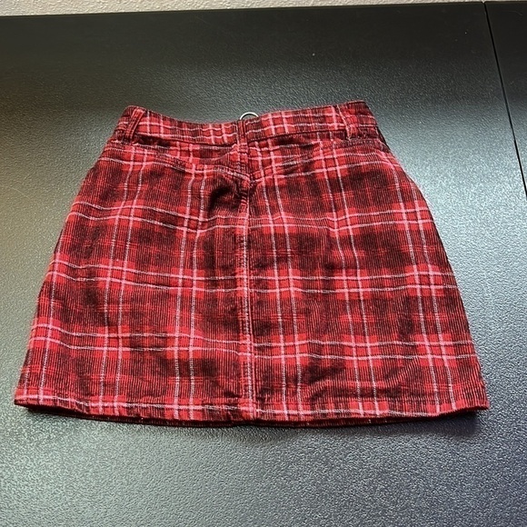 TOPSHOP Black&Red Plaid Zipper Mini Skirt SZ 2 - Picture 2 of 3